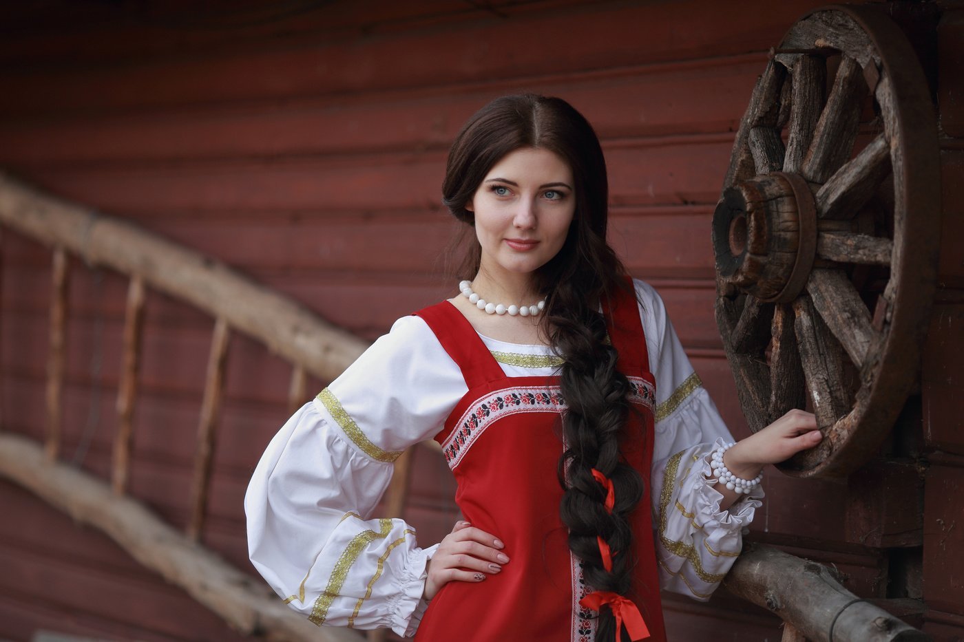 Girls in Slavic costumes in Samarinda